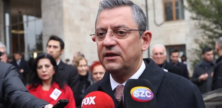 Özgür Özel, hak ihlali nedeniyle Cumhurbaşkanı Erdoğan’a tazminat ödeyecek