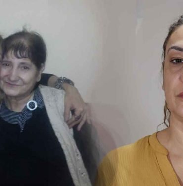 Annesinin ölümünden şüphe etti özel hastanenin fazla para alma oyunu da ortaya çıktı - TGRT Haber 4 annesinin-olumunden-suphe-etti-ozel-hastanenin-fazla-para-alma-oyunu-da-ortaya-cikti-–-tgrt-haber
