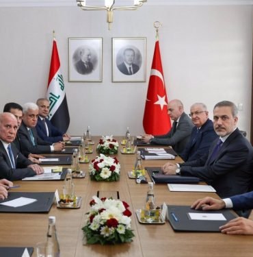 Hakan Fidan, Iraklı mevkidaşı Hüseyin ile görüştü 9 hakan-fidan,-irakli-mevkidasi-huseyin-ile-gorustu