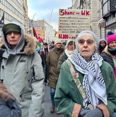 Londra’da Filistin ile dayanışma yürüyüşü: Acil ateşkes çağrısı yapıldı