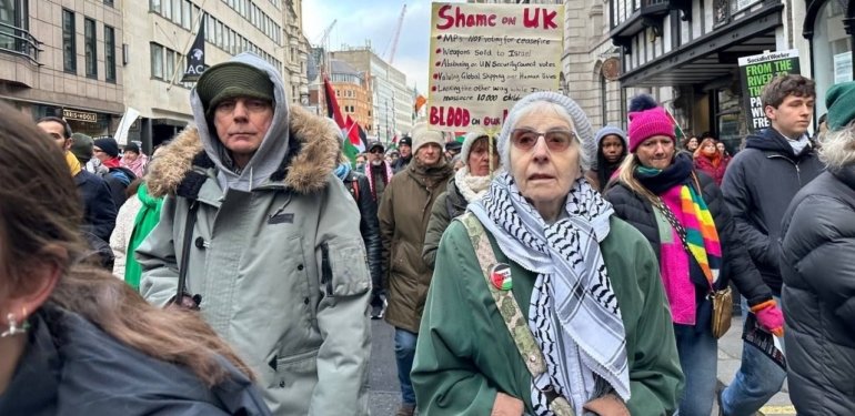 Londra’da Filistin ile dayanışma yürüyüşü: Acil ateşkes çağrısı yapıldı