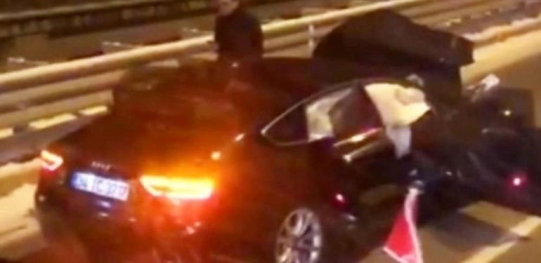 CHP Sinop milletvekili Barış Karadeniz trafik kazası geçirdi
