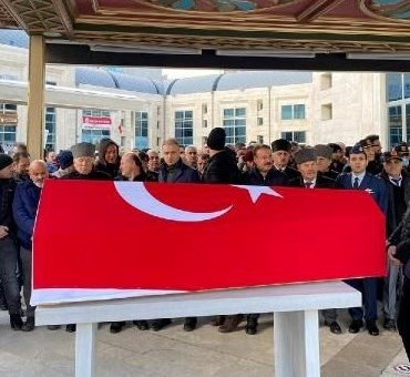 Avcılar’da vefat eden Kıbrıs Gazisi toprağa verildi