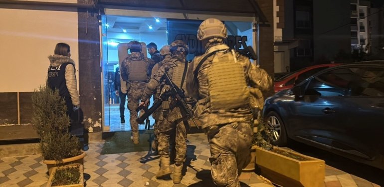 İçişleri Bakanı Yerlikaya: Operasyonlara 34 ve 518 personel katılıyor