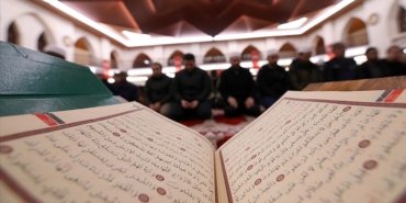Şehitler için sabah namazında tüm camilerde dua edildi