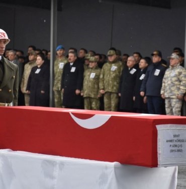Türkiye şehitlerini uğurluyor | Irak’ın kuzeyinde şehit olan 9 askerden 6’sı bugün defnedilecek