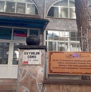 Manisa’da cami tuvaletinde şüpheli ölüm