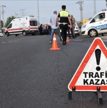 Elektrikli motosikletten düştüler: 2 yaralı