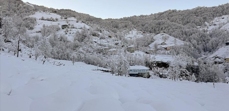 Doğu Karadeniz’de 4 ilde 307 yerleşim yerinde ulaşım sağlanamıyor