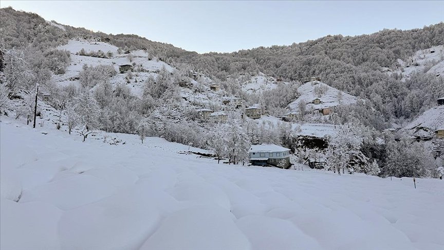 Doğu Karadeniz’de 4 ilde 307 yerleşim yerinde ulaşım sağlanamıyor