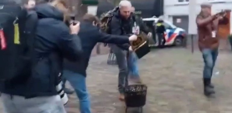 Hollanda’da Kur’an-ı Kerim’e çirkin saldırı