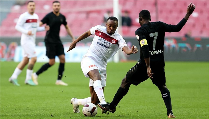 Yılport Samsunspor, sahasında EMS Yapı Sivasspor’u 2-0 yendi