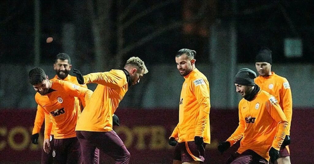 Galatasaray'da gözler Zaha'da olacak! Kayserispor maçında o isimler yok…