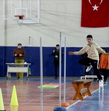 Okullarda karne öncesi “kış şenliği” etkinlikleri başladı