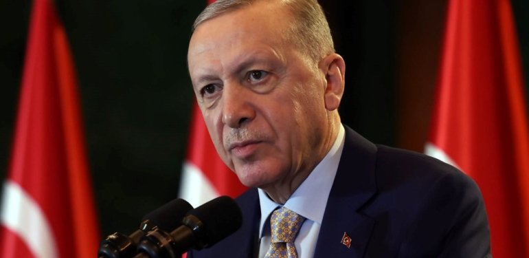Cumhurbaşkanı Erdoğan şehit babası ile telefonda görüştü