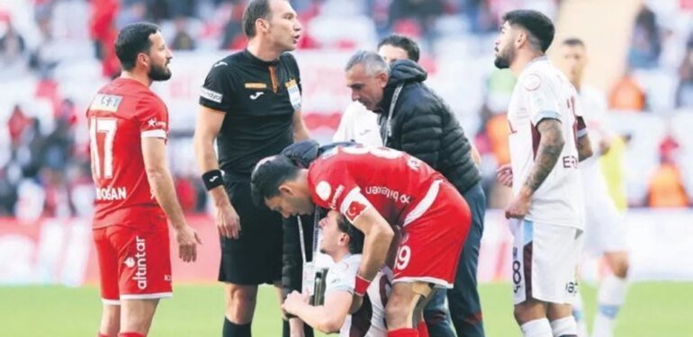 Gözler sağlık ekibinde