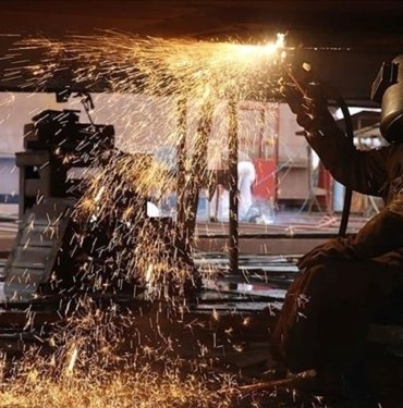 Euro Bölgesi’nde sanayi üretimi kasımda düştü