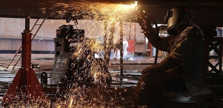 Euro Bölgesi’nde sanayi üretimi kasımda düştü