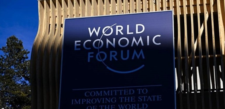 Davos’ta başekonomistler küresel ekonominin zayıflayacağını öngördü