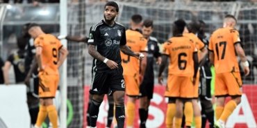 Beşiktaş, Valentin Rosier ile yollarını ayırmaya hazırlanıyor