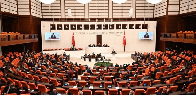 “Terörle Mücadelede Türkiye Büyük Millet Meclisi’nin Tavizsiz Desteğine Dair Karar” Resmi Gazete’de