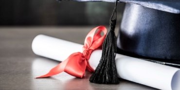 Kiralık diploma yeni kazanç yolu oldu: 800 TL’den başlıyor