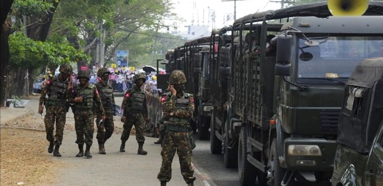 Myanmar’da “silahlı grupların, Hindistan sınırındaki kasabayı ele geçirdiği” iddia edildi