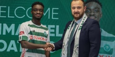 Konyaspor Emmanuel Boateng ile 2.5 yıllık sözleşme imzaladı