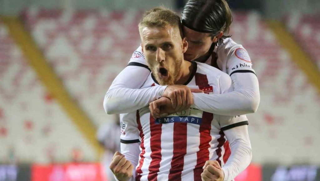 Sivassporlu Samu Saiz Eyüpspor’da