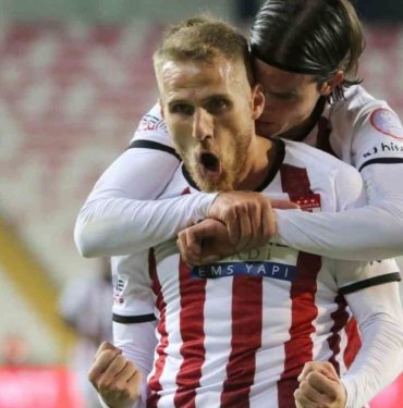 Sivassporlu Samu Saiz Eyüpspor’da