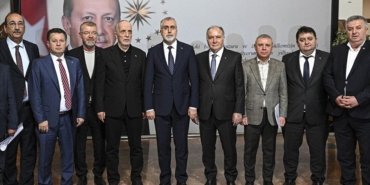 TÜRK-İŞ kamu işçisine ek zam talebini, Bakan Işıkhan’a iletti