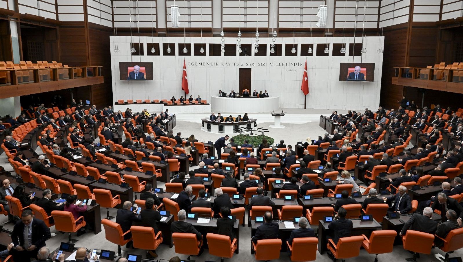 Meclis Genel Kurulu terör gündemiyle toplandı