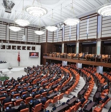 Aden Körfezi tezkeresi Meclis’te kabul edildi