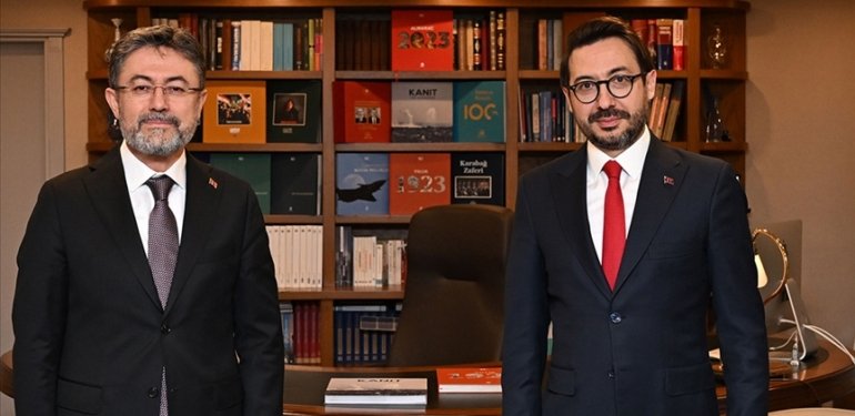 Bakan Yumaklı’dan AA’ya ziyaret