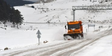 Erzurum ile Tunceli’de kar ve tipi engeli