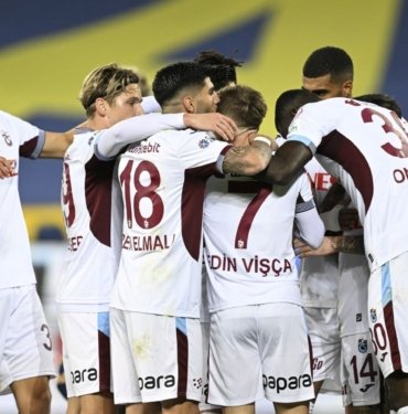 Trabzonspor’da Larsen’in sözleşmesi feshedildi