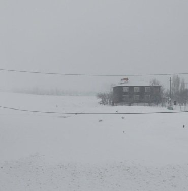 Bingöl ve Şırnak’ta kar nedeniyle 15 yerleşim yerine ulaşım sağlanamıyor