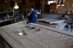 El Hamra Sarayı ile Ulu Cami motifleri aynı panoda bir araya geldi