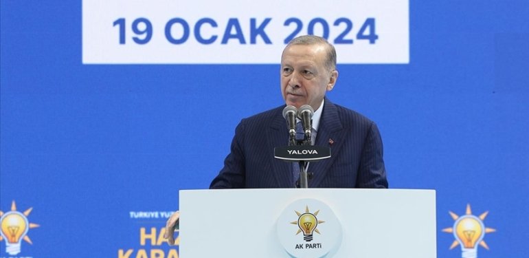 Cumhurbaşkanı Erdoğan: Ülkemizin siyasi istikrarını, güvenliğini tehdit eden hiçbir hadise tesadüf değildir