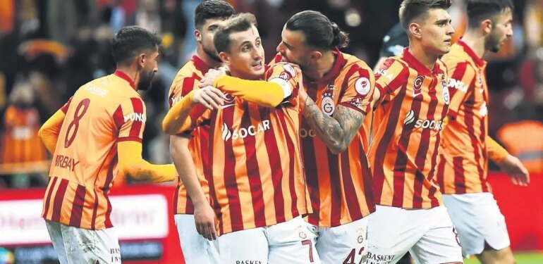 Güle oynaya ‘Dayı’landı!