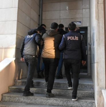 Siirt ve Kahramanmaraş’ta FETÖ operasyonu: 3 gözaltı