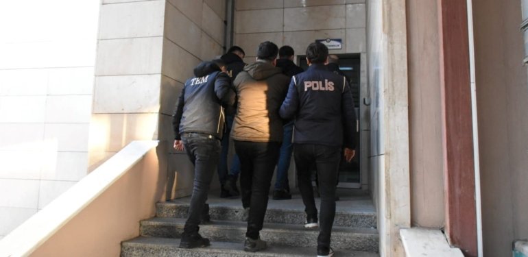 Siirt ve Kahramanmaraş’ta FETÖ operasyonu: 3 gözaltı