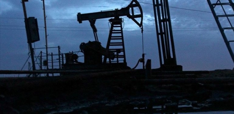Nijerya’da bir haftada 98 kaçak petrol rafinerisi ve boru hattı imha edildi