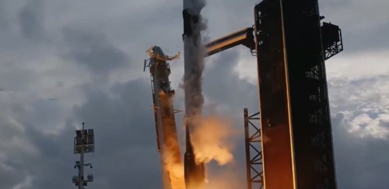 İlk Türk astronot uzayda: İşte fırlatma anı