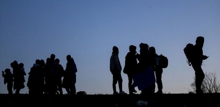 Kırklareli’nde 13 düzensiz göçmen yakalandı