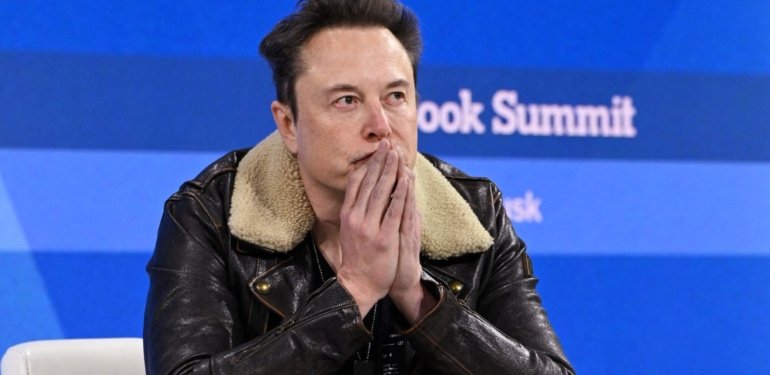 Musk, 500 milyon dolar iddiasını yalanladı
