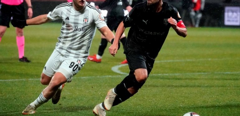 Beşiktaş, Pendik deplasmanında farklı kaybetti
