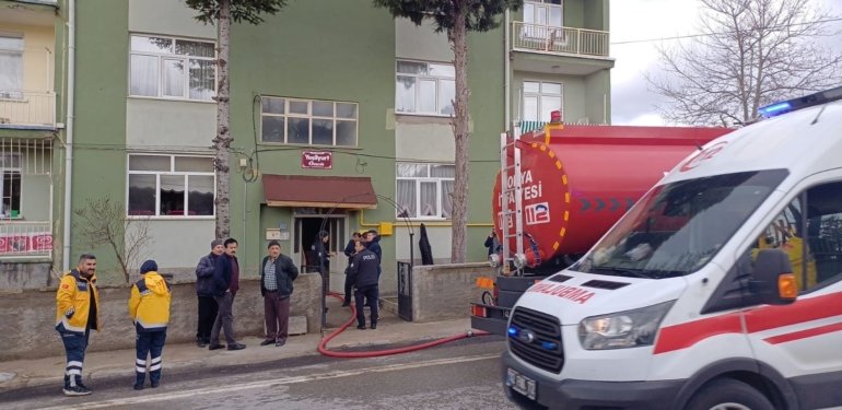 Konya’da evde patlama: 1’i ağır, 4 yaralı