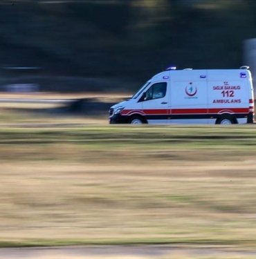 Komşu iki aile arasında bıçaklı kavga: 4 kişi yaralandı