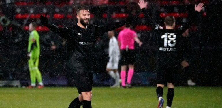BEŞİKTAŞ HABERİ: Kartal'da Mert Günok saç baş yoldurdu